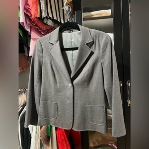 Grey wool Theory suit sz 6 pants sz 8 blazer